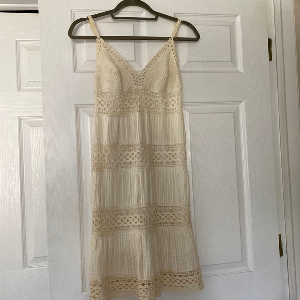 BCBG Maxazria crochet dress size 4